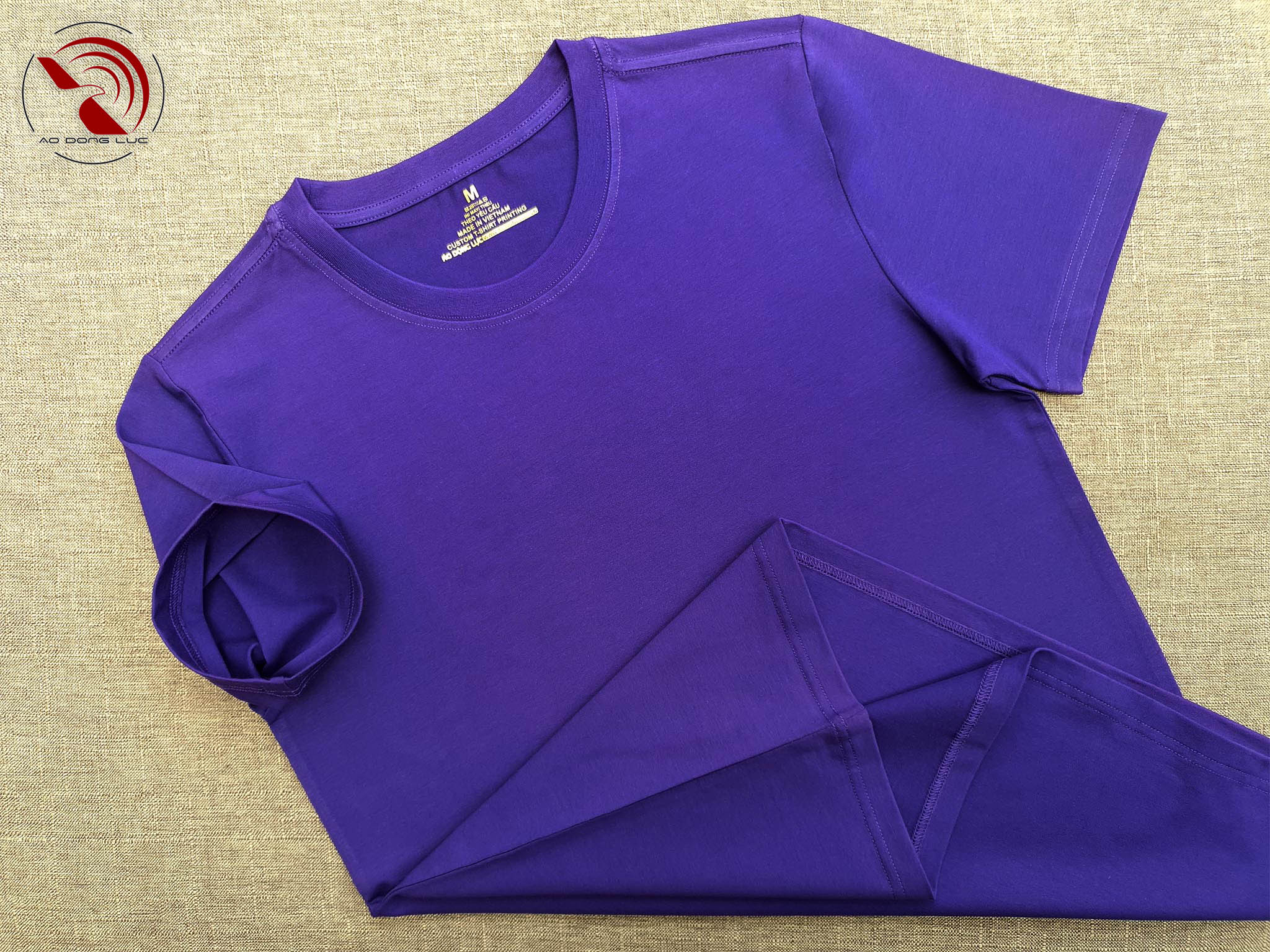 Áo thun cổ tròn ngắn tay cotton unisex màu tím huế