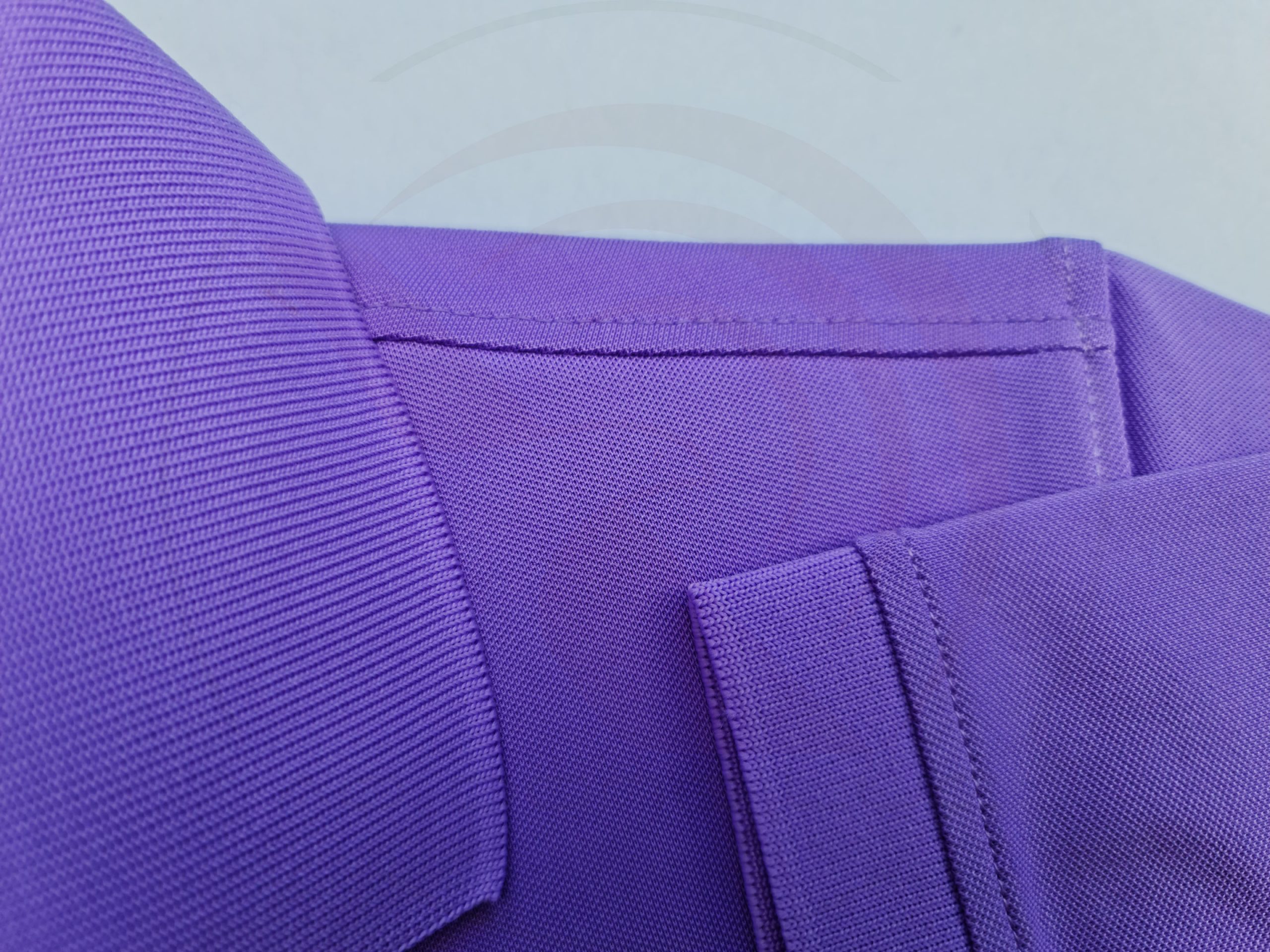 áo thun polo, áo thun trơn, áo cổ trụ, cổ bẻ, áo phông Chi tiết đường may áo thun cổ trụ bo trơn cá sấu lạnh poly thấm hút màu tím môn