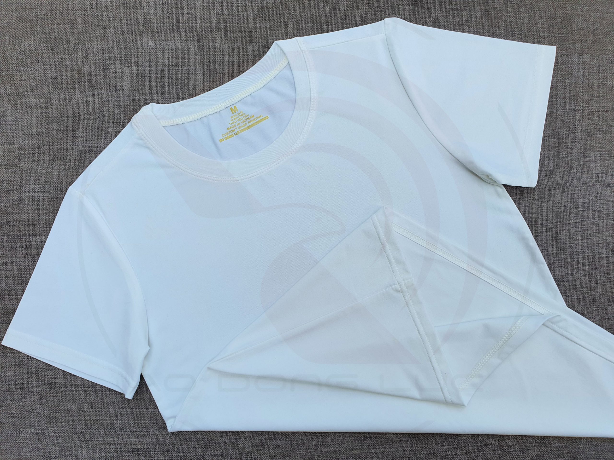 Áo thun cổ tròn ngắn tay supe unisex màu trắng