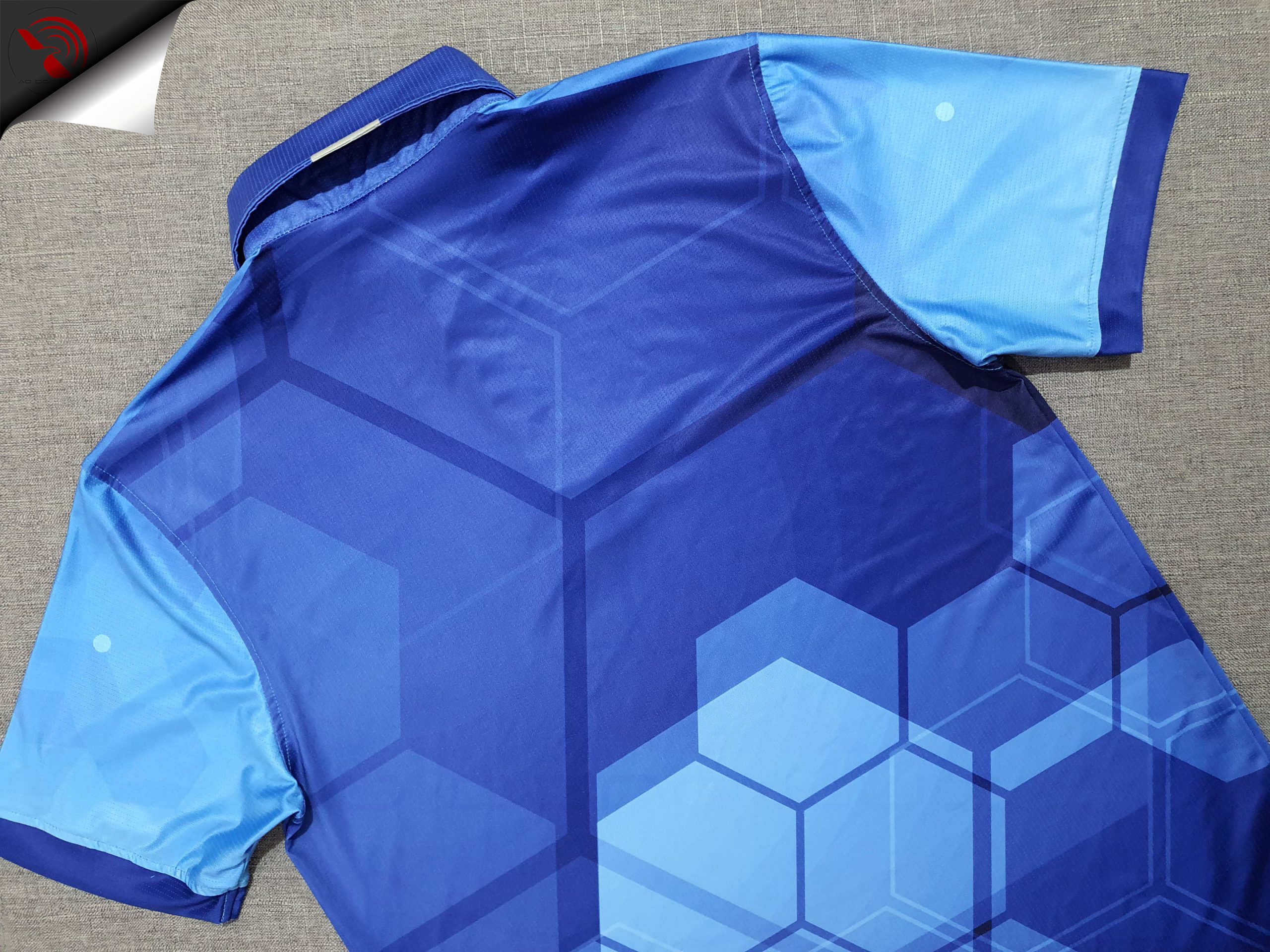 Đồng phục áo thun polo thể thao chân cổ sơ mi in chuyển nhiệt full galaxy