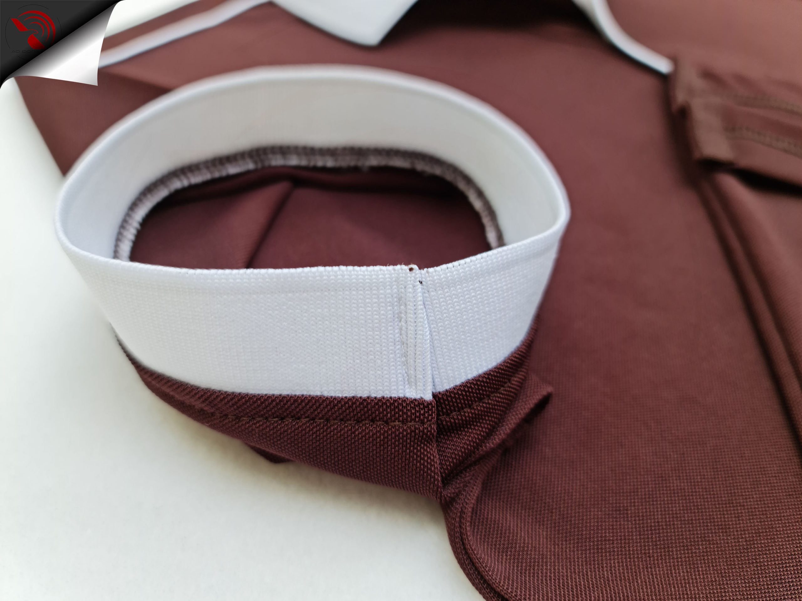 áo polo; đồng phục; trắng phối nâu; đồng phục Chi tiết áo thun đồng phục polo màu nâu phối trắng