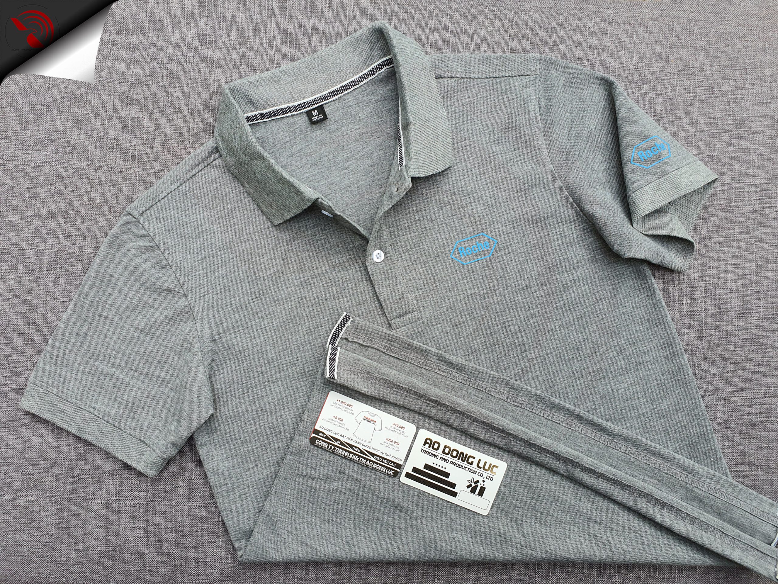Đồng phục áo thun polo bo trơn màu xám đậm in logo