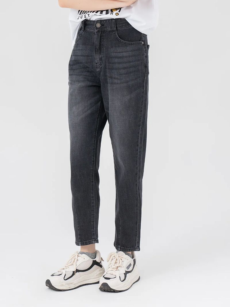 Quần baggy jeans