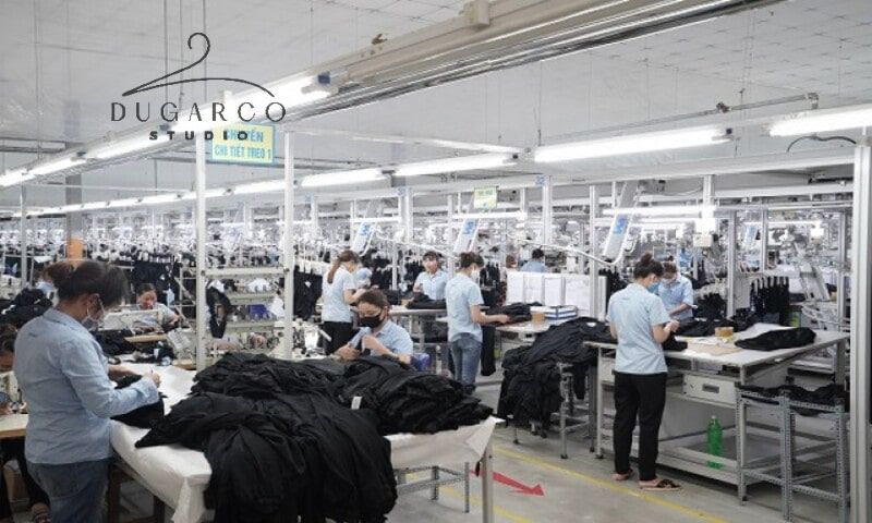The Advantages of Working with a Vietnamese Uniform Manufacturer