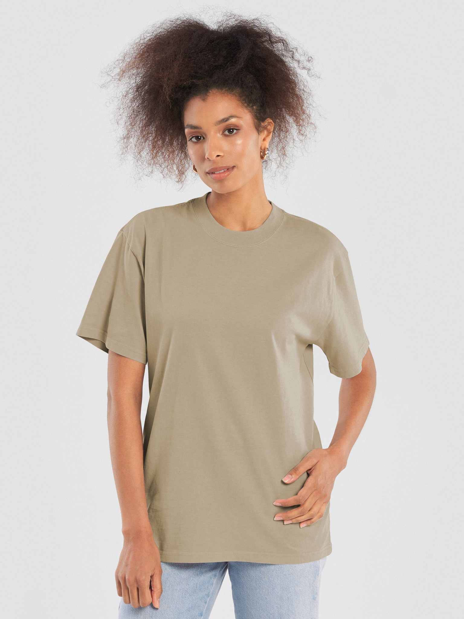 How Ao Dong Luc Ensures Superior Quality in Oversized T Shirt Blanks