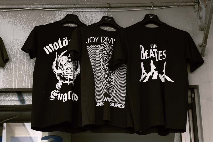 Why Choose Ao Dong Luc for Custom Band Merch Printing?